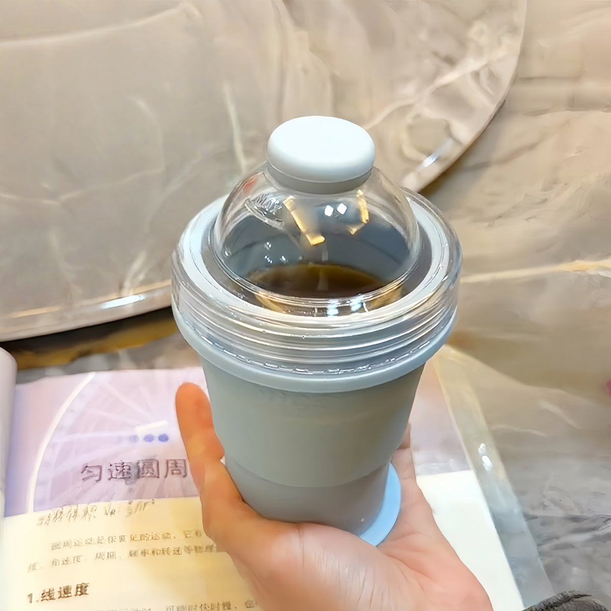 Collapsible Ice Sphere Maker Cup – Leak-Proof Silicone Portable Chilling Tumbler for Summer Drinks & Cocktail - Gadget | Trendwave